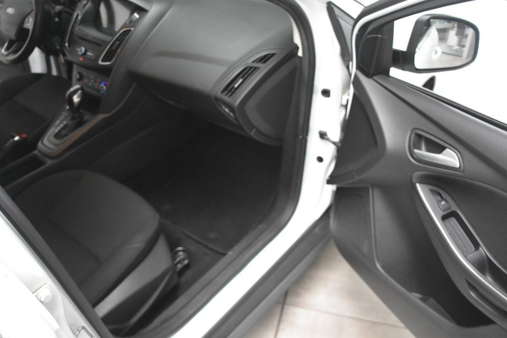 Ford Focus Turnier Cool & Connect Autom.  Navi Kamera