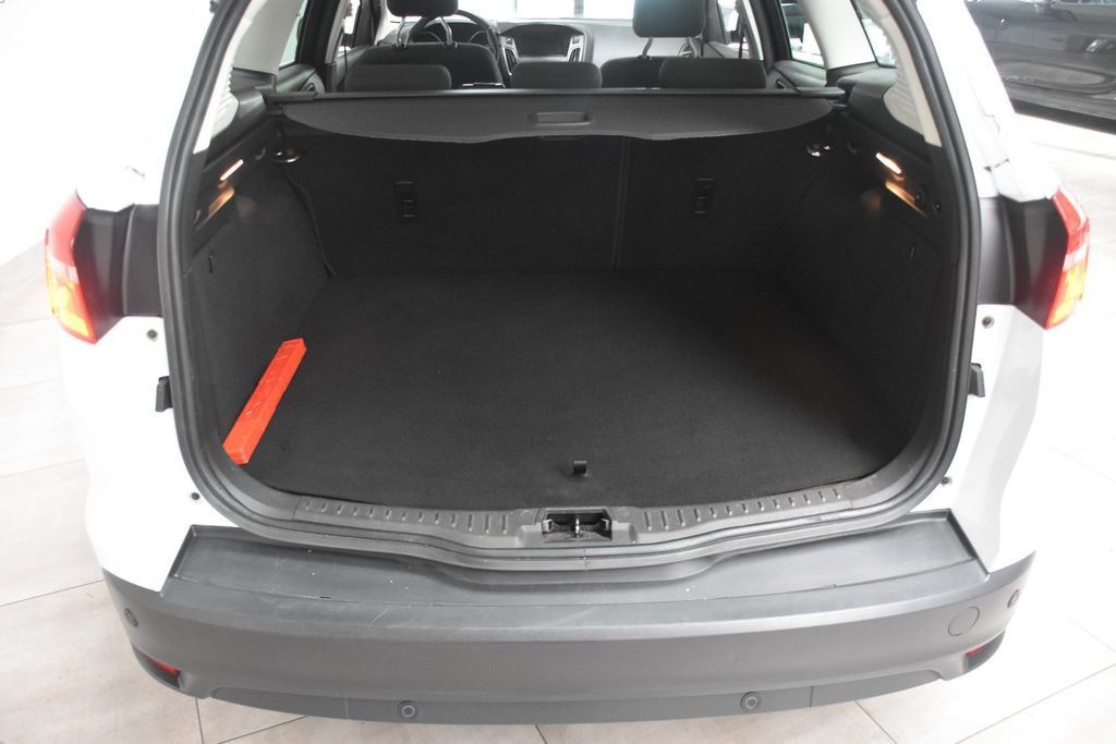 Ford Focus Turnier Cool & Connect Autom.  Navi Kamera