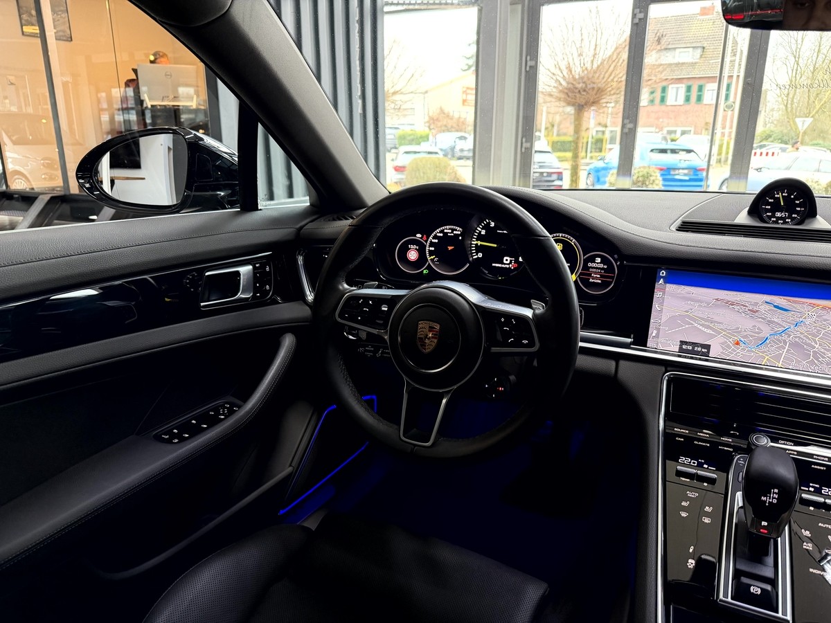 Porsche Panamera 4 E-Hybrid LED Chrono 14-Wege APPROVED Sitzbelüf.