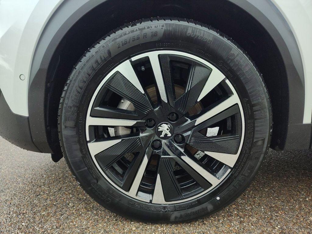 Peugeot 2008 e- GT-Pack -SITZHEIZUNG+NAVIGATION+TEMPOMAT-