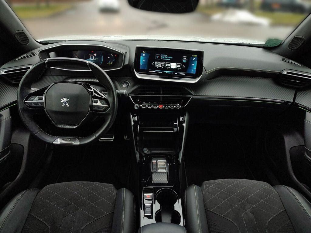 Peugeot 2008 e- GT-Pack -SITZHEIZUNG+NAVIGATION+TEMPOMAT-