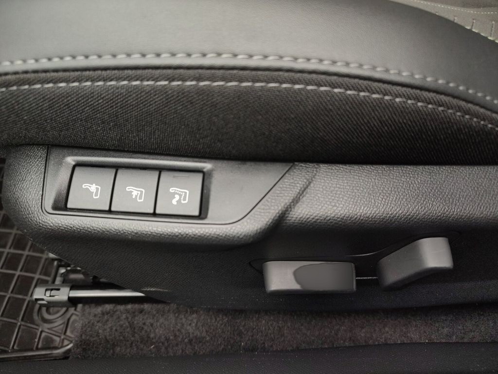 Peugeot 2008 GT SITZHEIZUNG+NAVIGATION+ALCANTARA-PAKETBC