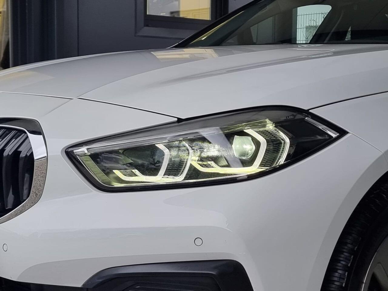 BMW 118 i Advantage,LIVE COCKPITLED,SHZ,LENKRADH,DAB