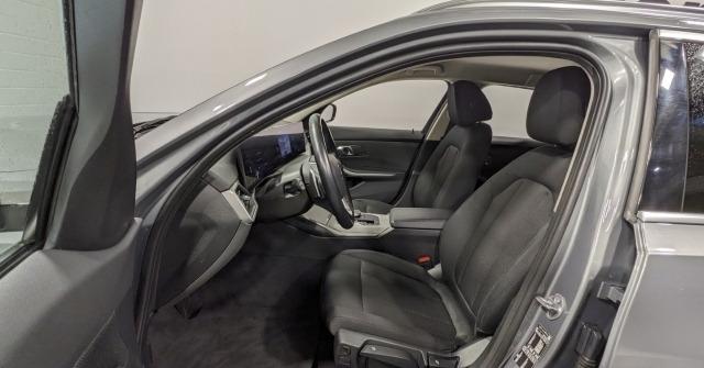 BMW 318 d Touring Park-Assistent Live Plus PDC LED