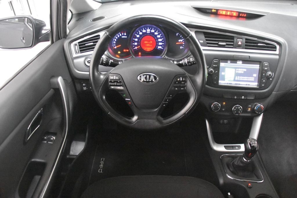 Kia cee'd Sportswagon cee'd SW 1.0 T-GDI Navi Kamera Tempo USB PDC