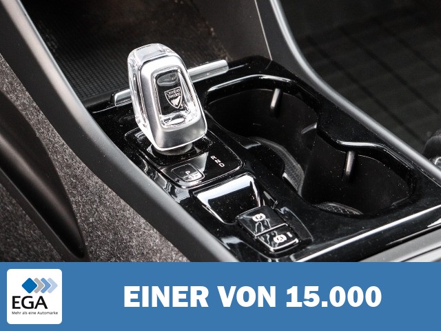 Volvo XC40 Inscription 2WD T3 EU6d Navi Leder Digitales Cockpit Soundsystem LED Kurven