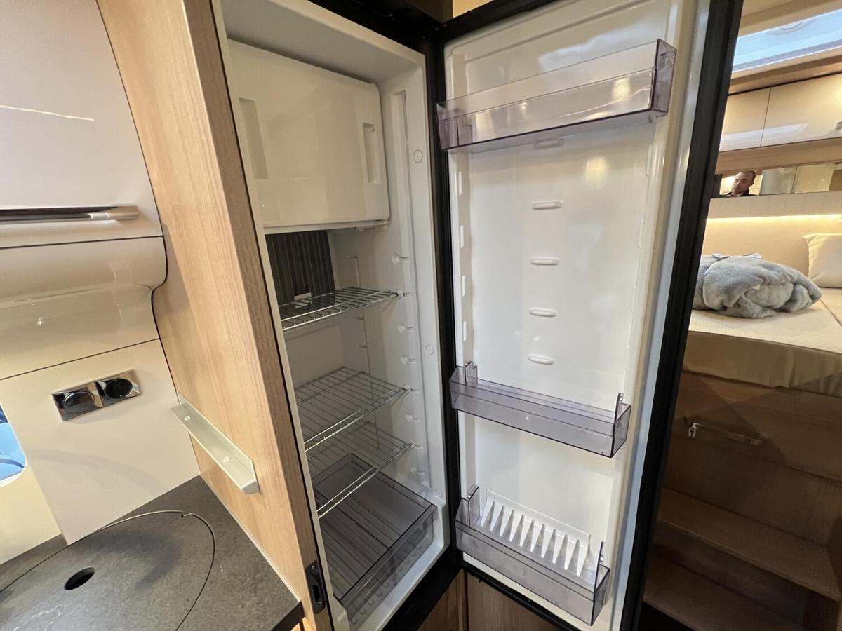 Carthago c-tourer T 143 LE LED+ACC+TV+Kamera+Markise+