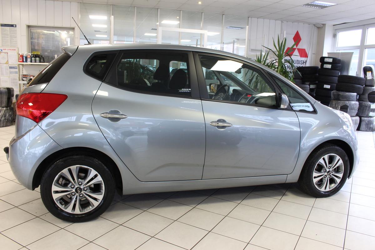 Kia Venga 1.6 Automatik.NAVI.Kamera.1Hand  