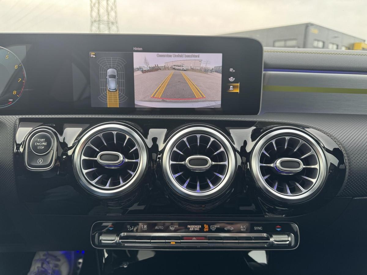 Mercedes-Benz A 220 AMG Line+4Matic+Edition1+LED+Pano