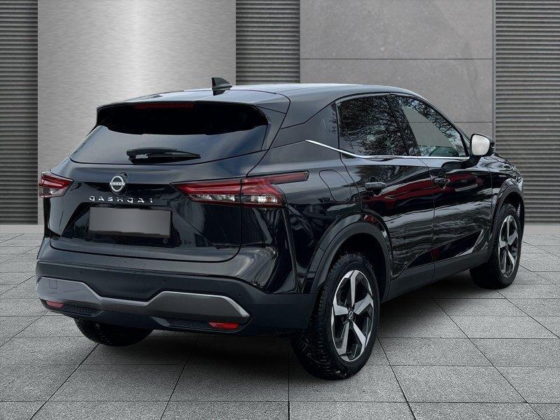 Nissan Qashqai 1.3 DIG-T CVT N-Connecta+Winterpaket+GJR+LED