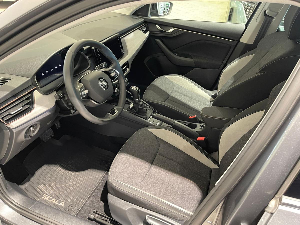 Skoda Scala DSG 5J Garantie Matrix ACC Winterpaket
