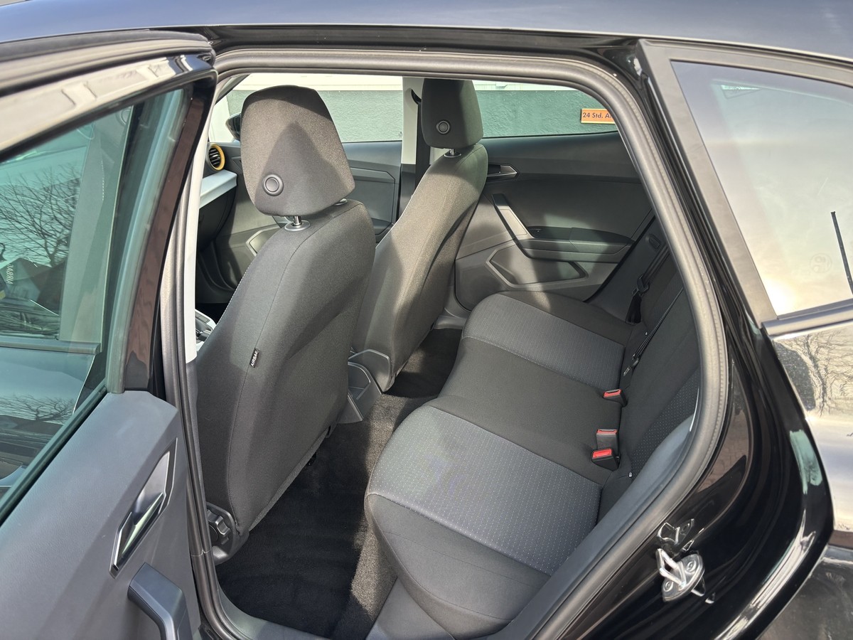 Seat Arona 1.0 TSI Style Autom., Navi,LED-Scheinw. GJR.