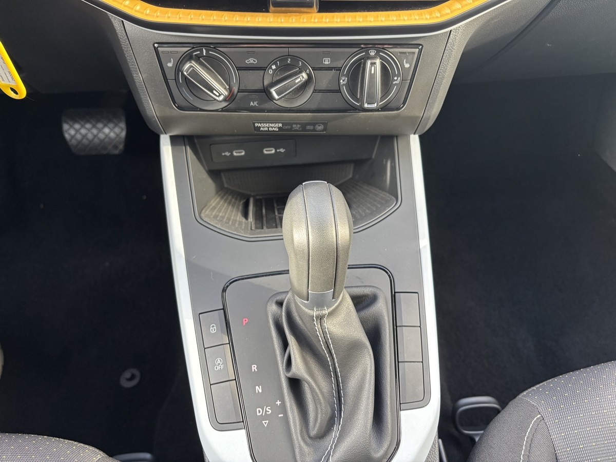 Seat Arona 1.0 TSI Style Autom., Navi,LED-Scheinw. GJR.