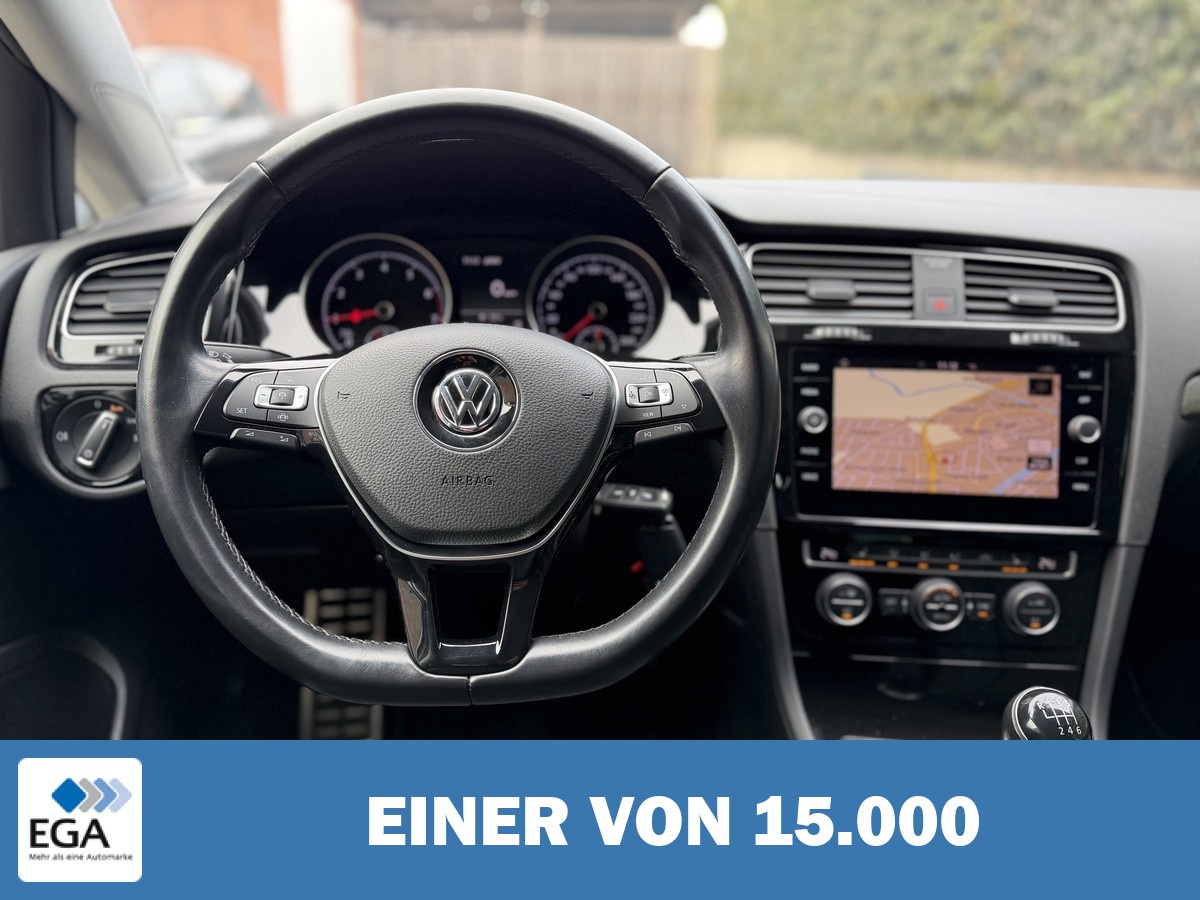 Volkswagen Golf VII 1.0 TSI IQ.DRIVE OPF/NAVI/Spurhalte/LED/ACC/Frontas