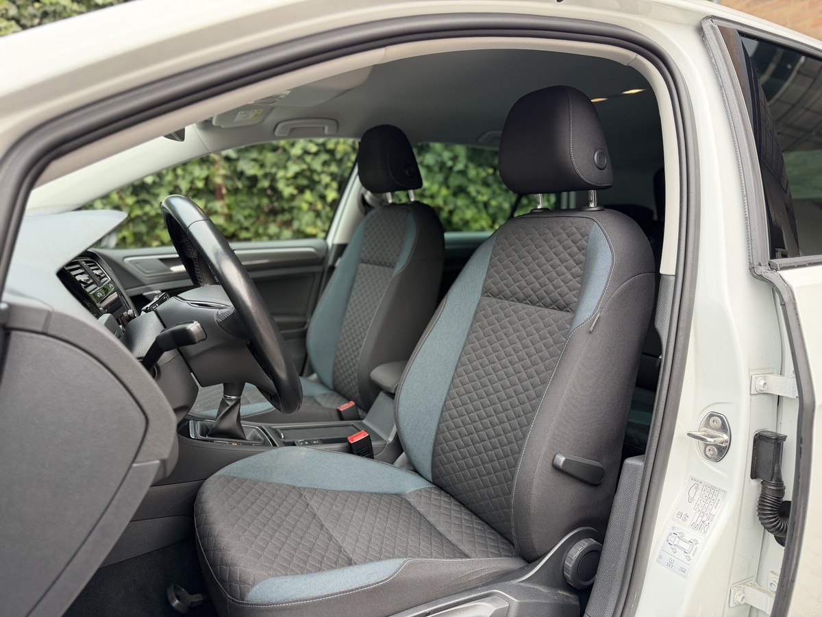 Volkswagen Golf VII 1.0 TSI IQ.DRIVE OPF/NAVI/Spurhalte/LED/ACC/Frontas