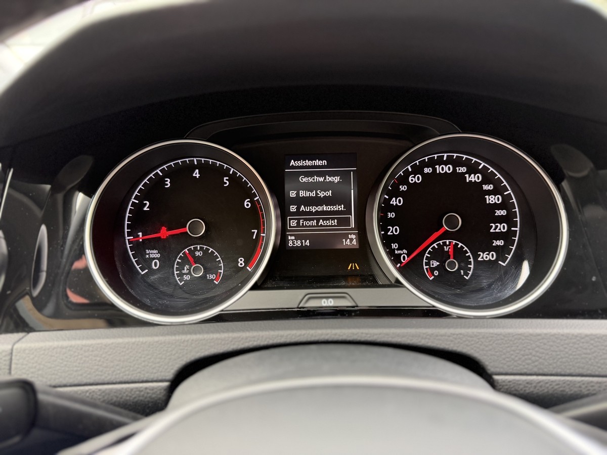Volkswagen Golf VII 1.0 TSI IQ.DRIVE OPF/NAVI/Spurhalte/LED/ACC/Frontas