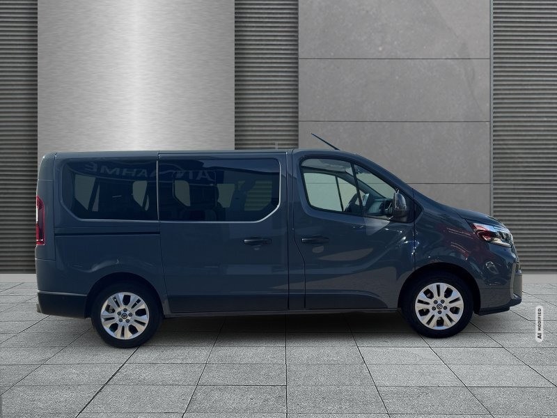 Nissan Primastar 2,8t dCi 150 L1H1 Tekna 8-Sitzer Navi+SHZ