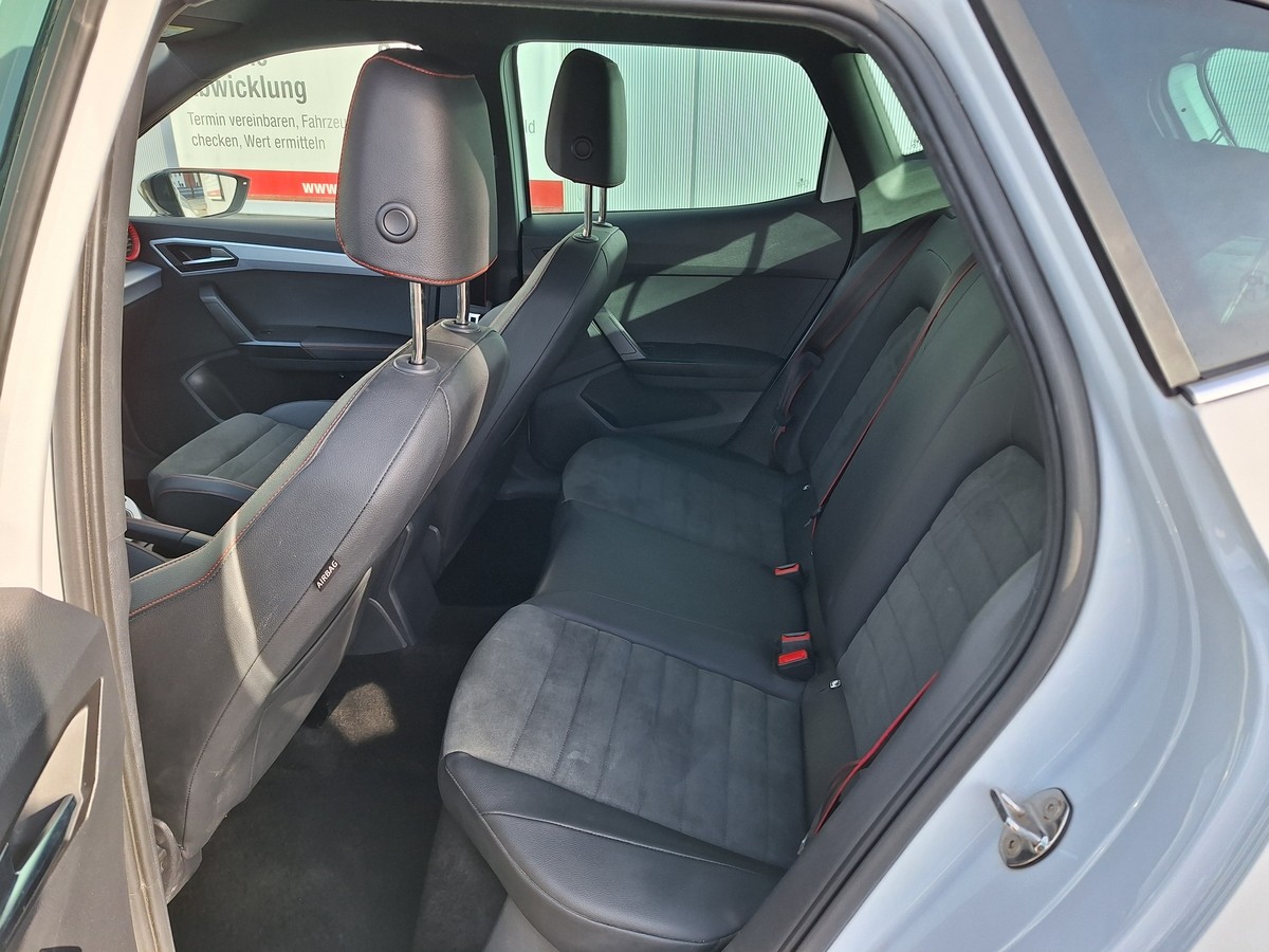 Seat Arona 1.5 TSI FR*AUTOMATIK*ALCANTARA*LED*ACC*KAMERA*CARPLAY*