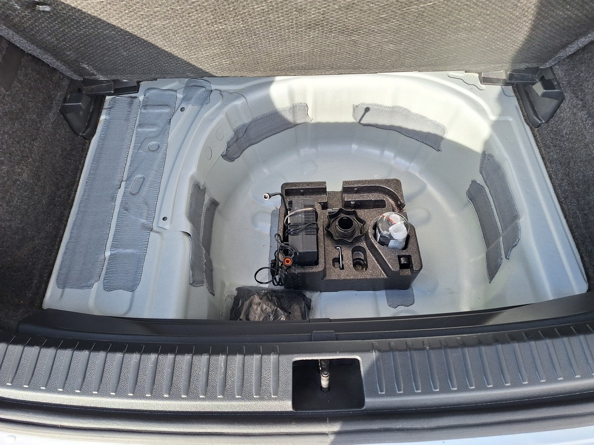 Seat Arona 1.5 TSI FR*AUTOMATIK*ALCANTARA*LED*ACC*KAMERA*CARPLAY*