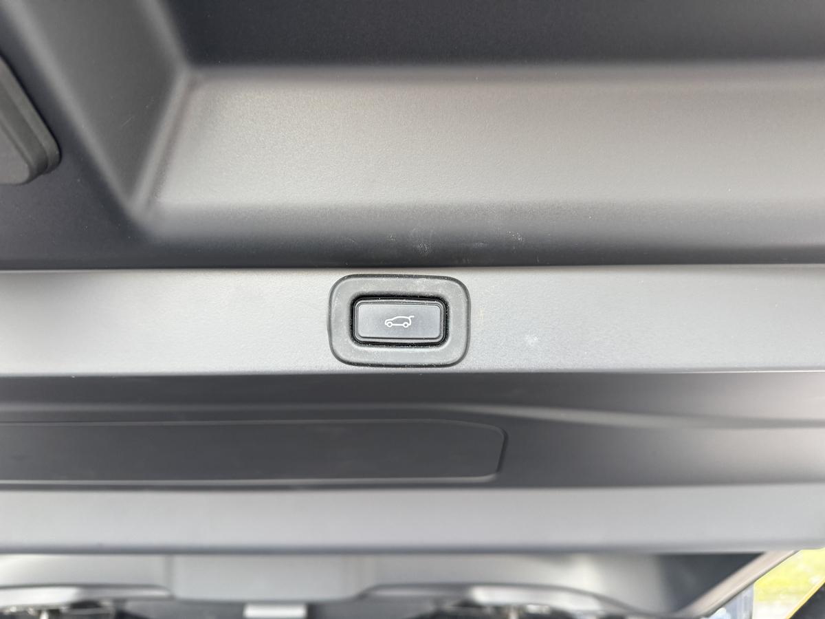 Land Rover Range Rover HSE+VOLL+ACC+LED+Pano+Luftfeder