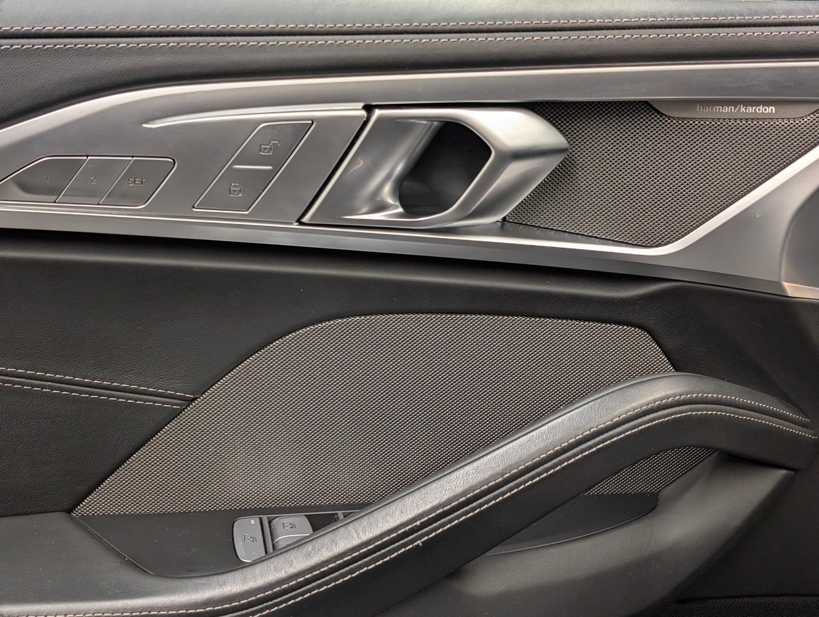 BMW M850 i xDrive Laser/Navi/Pano/H.-K./360°/HUD/20LM