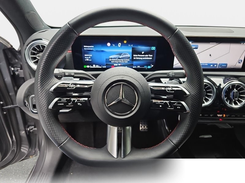 Mercedes-Benz DCT AMG LINE NAVI LED MBUX WINTER KAMERA LM18