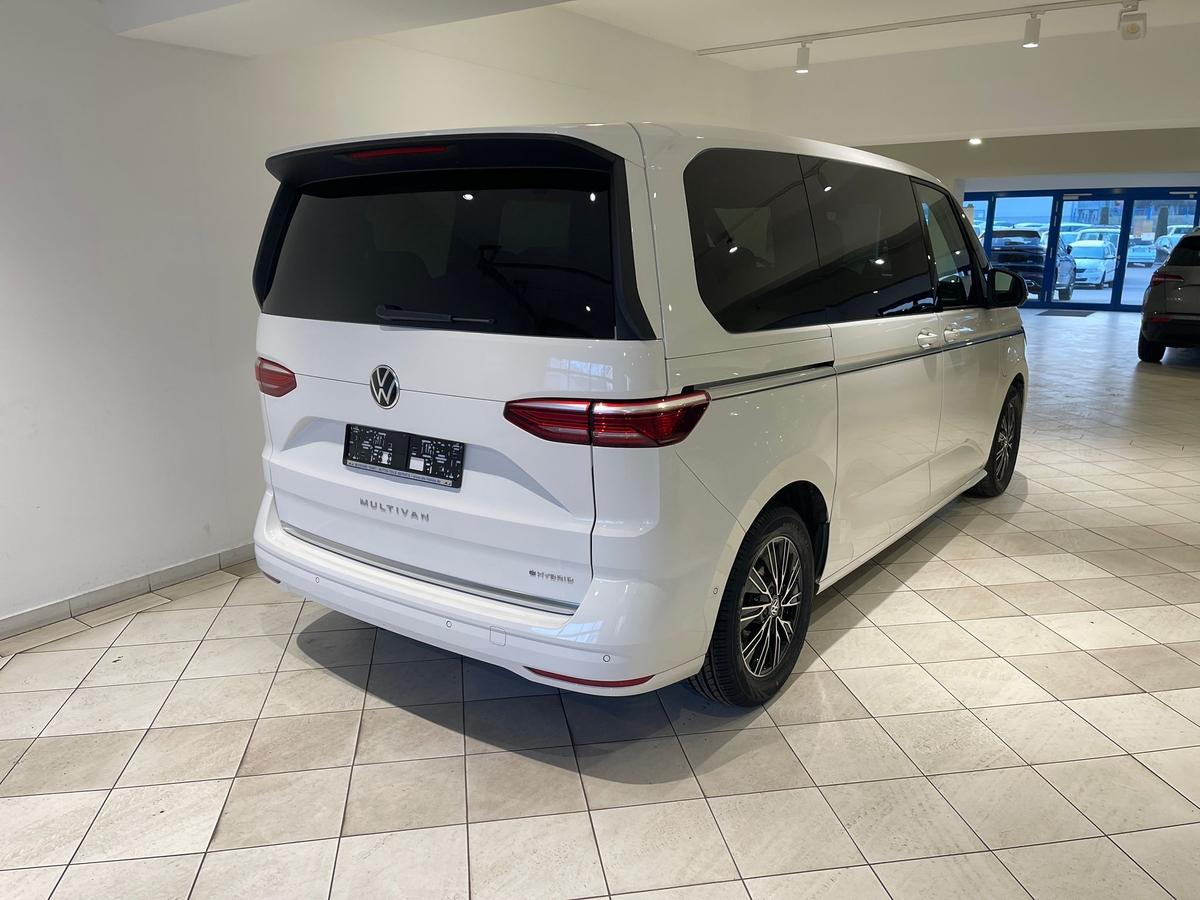 Volkswagen T7 Multivan 1.4TSI Hybrid Matrix HEAD-UP Harmann
