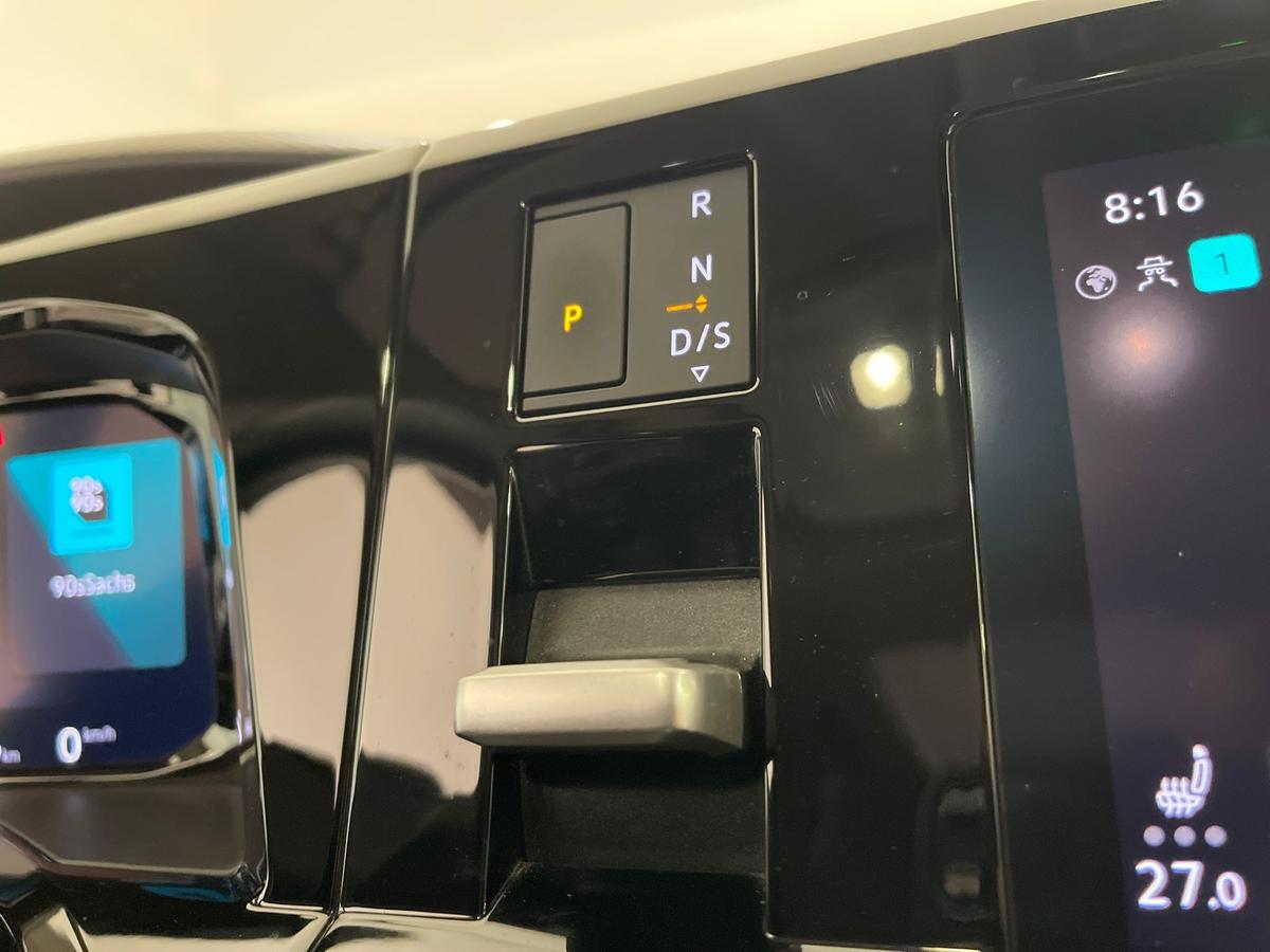 Volkswagen T7 Multivan 1.4TSI Hybrid Matrix HEAD-UP Harmann