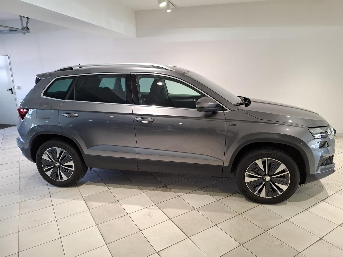 Skoda Karoq 2.0 TDI DSG Drive 4x4 - 5 Jahre Garantie