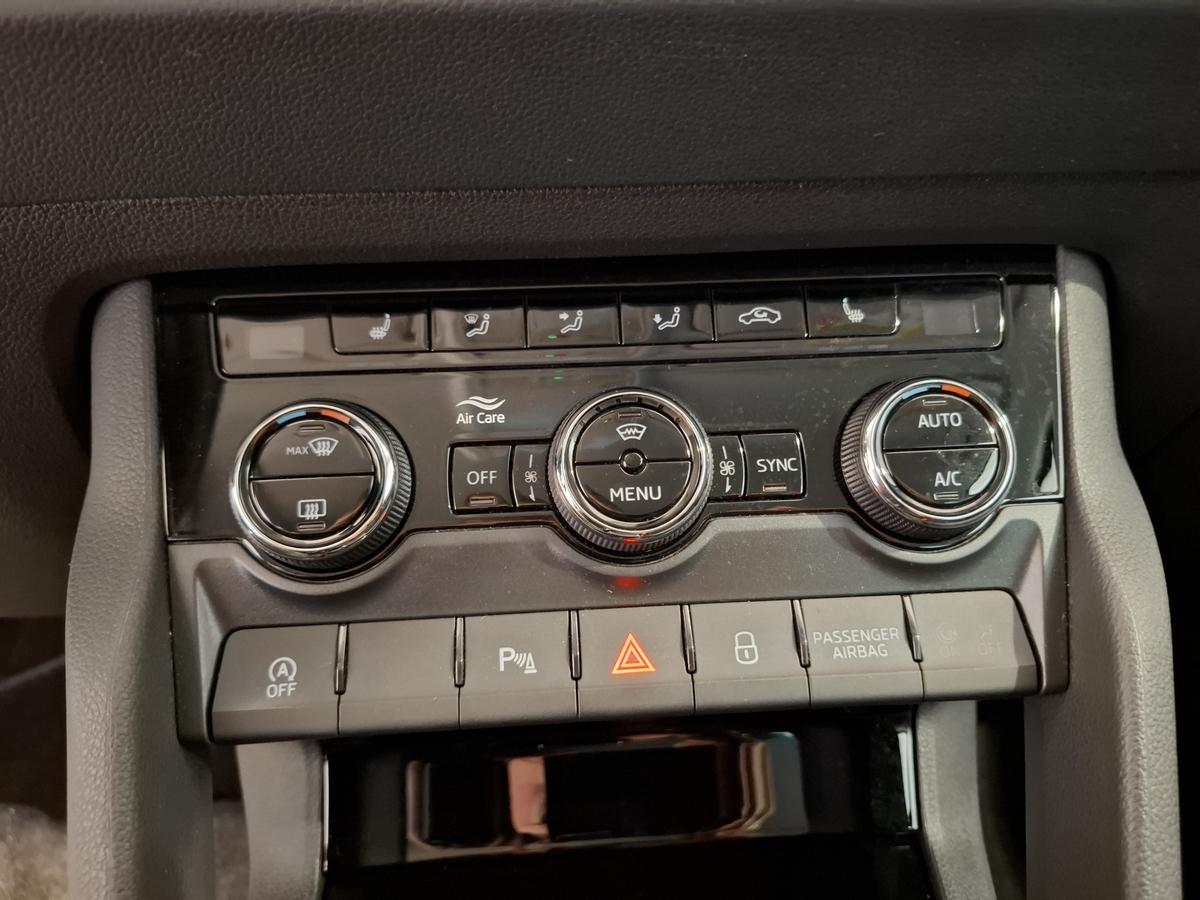 Skoda Karoq 2.0 TDI DSG Drive 4x4 - 5 Jahre Garantie