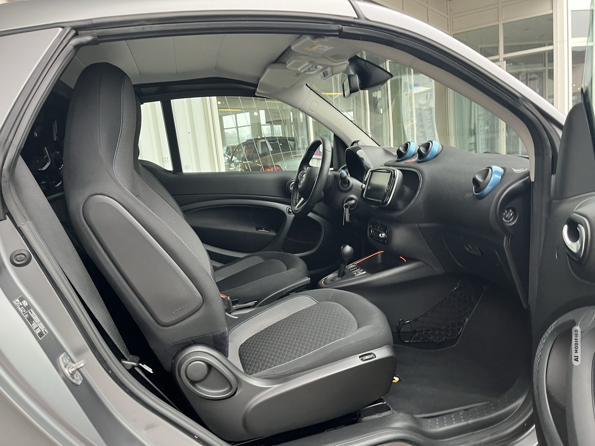 Smart ForTwo EQ cabrio*EXCLUSIVE*22kW*CAM*MEDIA*ALLW*LED*SHZ*
