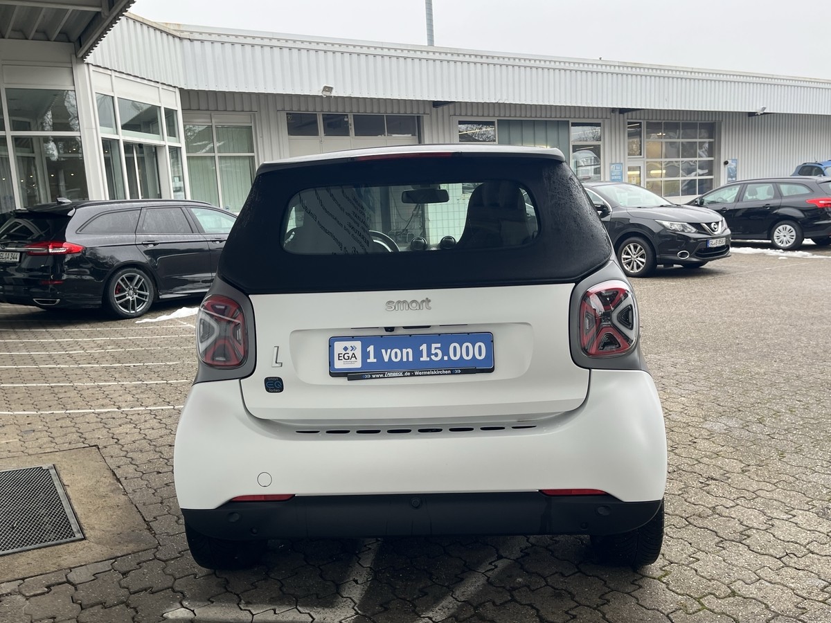 Smart ForTwo EQ cabrio*EXCLUSIVE*JBL*CAM*MEDIA*ALLW*LED*SHZ*