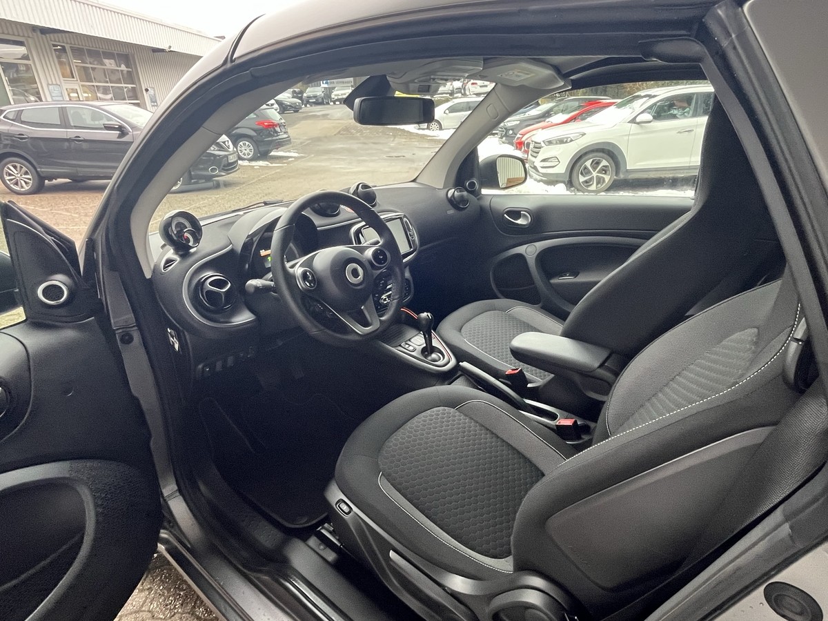 Smart ForTwo EQ cabrio*EXCLUSIVE*JBL*CAM*MEDIA*ALLW*LED*SHZ*