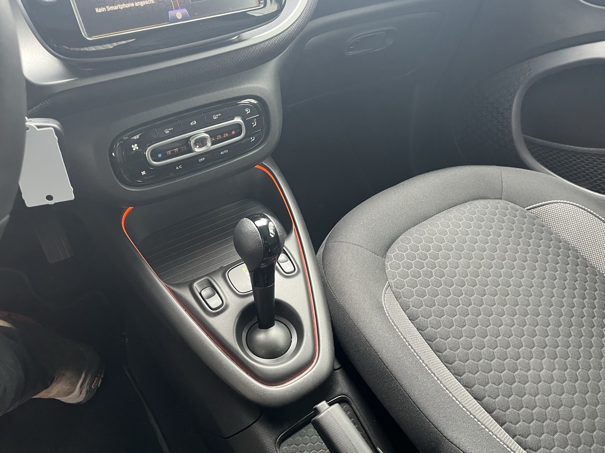 Smart ForTwo EQ cabrio*EXCLUSIVE*JBL*CAM*MEDIA*ALLW*LED*SHZ*