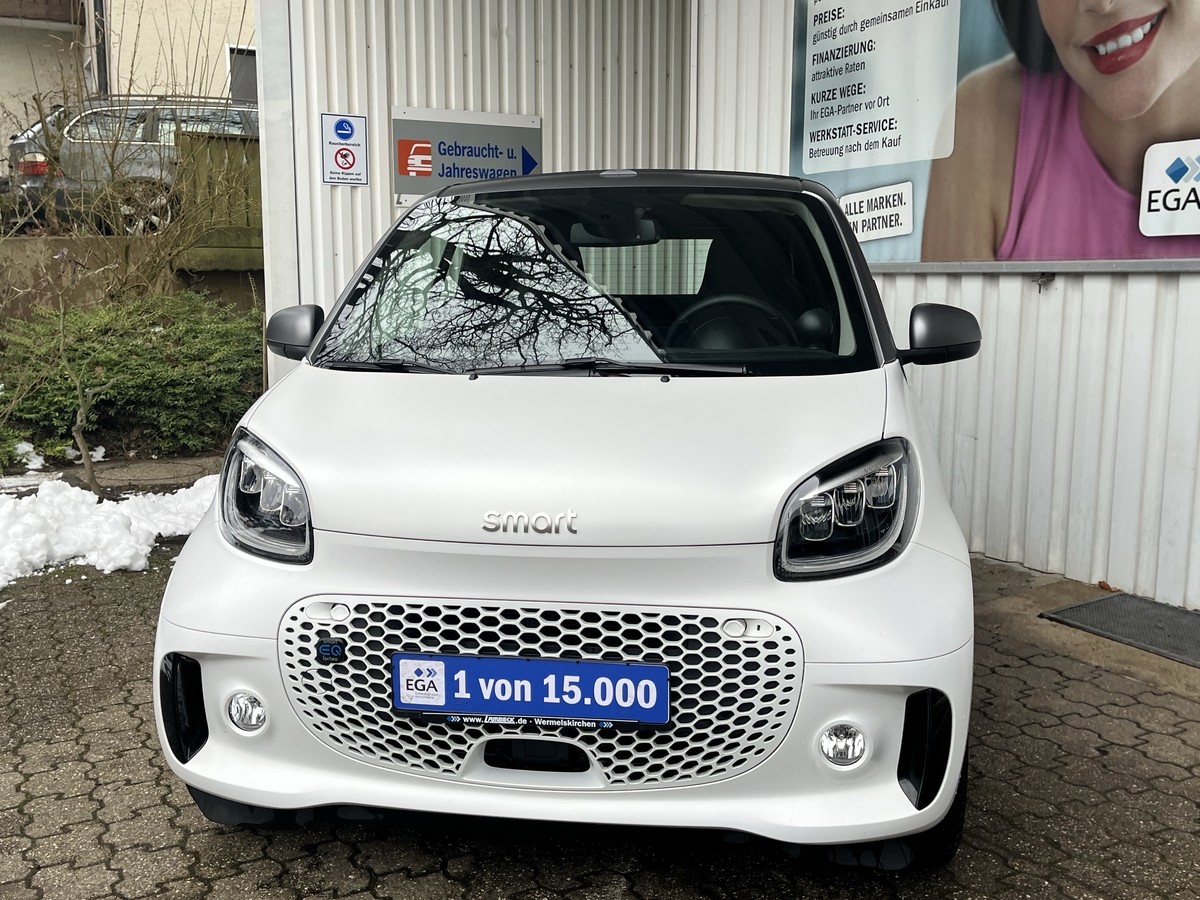 Smart ForTwo EQ cabrio*EXCLUSIVE*JBL*CAM*MEDIA*ALLW*LED*SHZ*