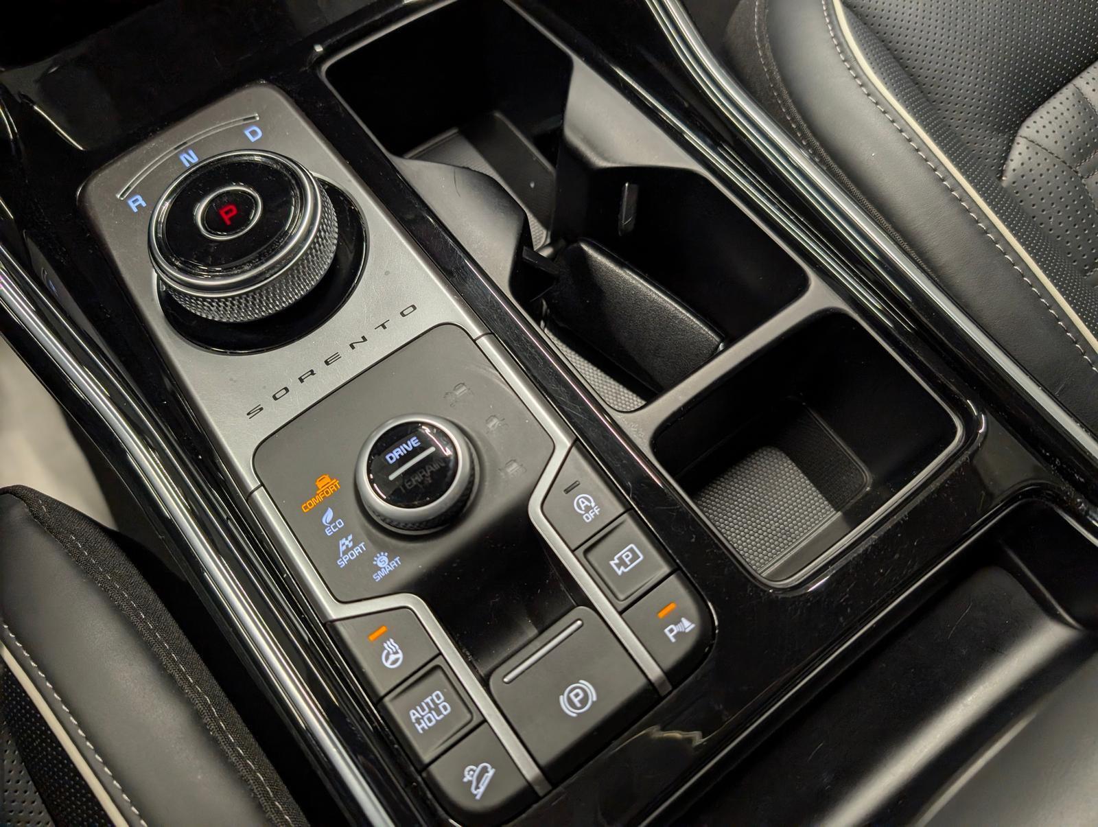 Kia Sorento 4WD Platinum HUD/360°/BOSE/Pano/SHZ/20LM