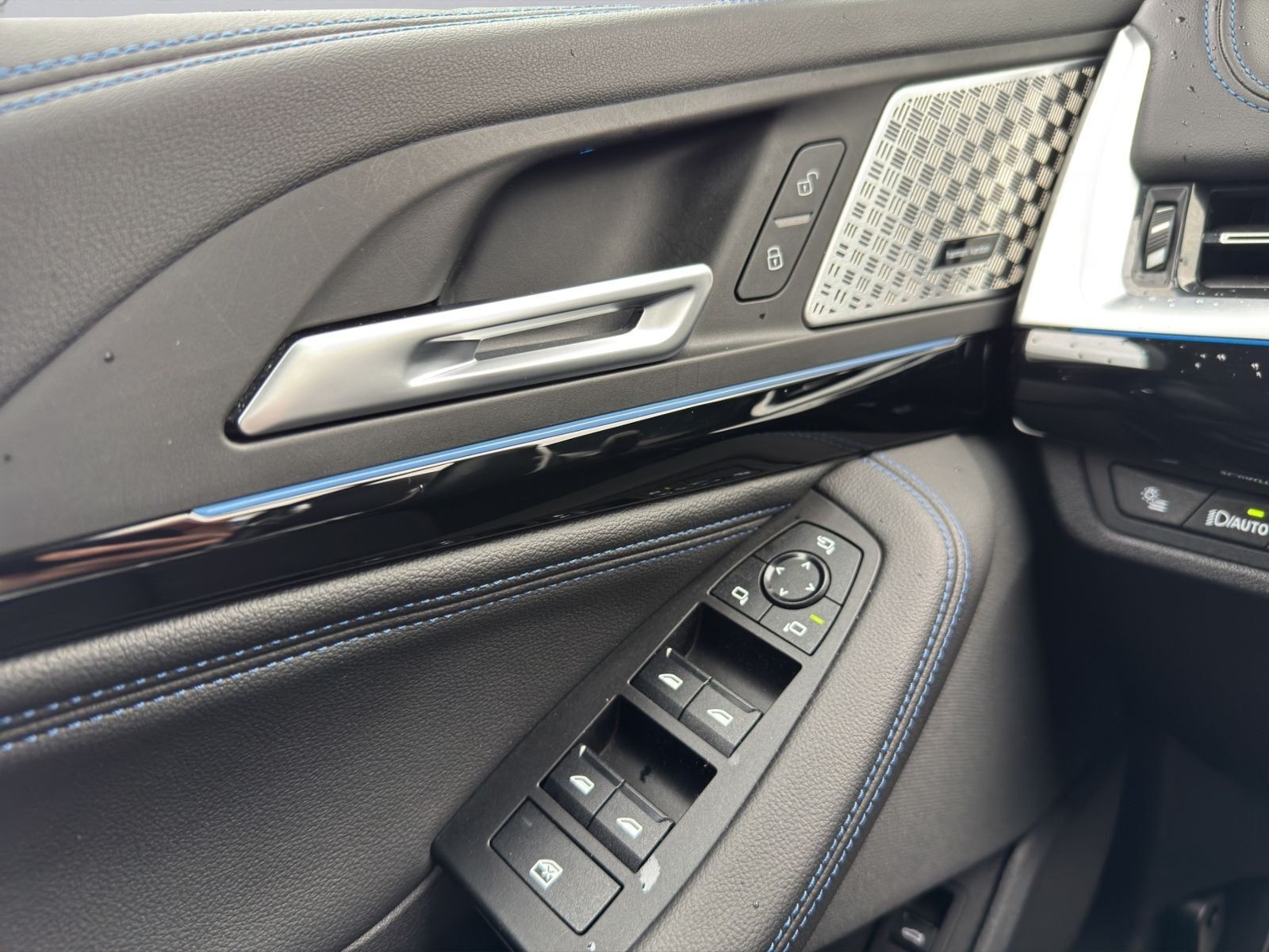 BMW 220 Active Tourer M Sport, Totwinkelass. Massage