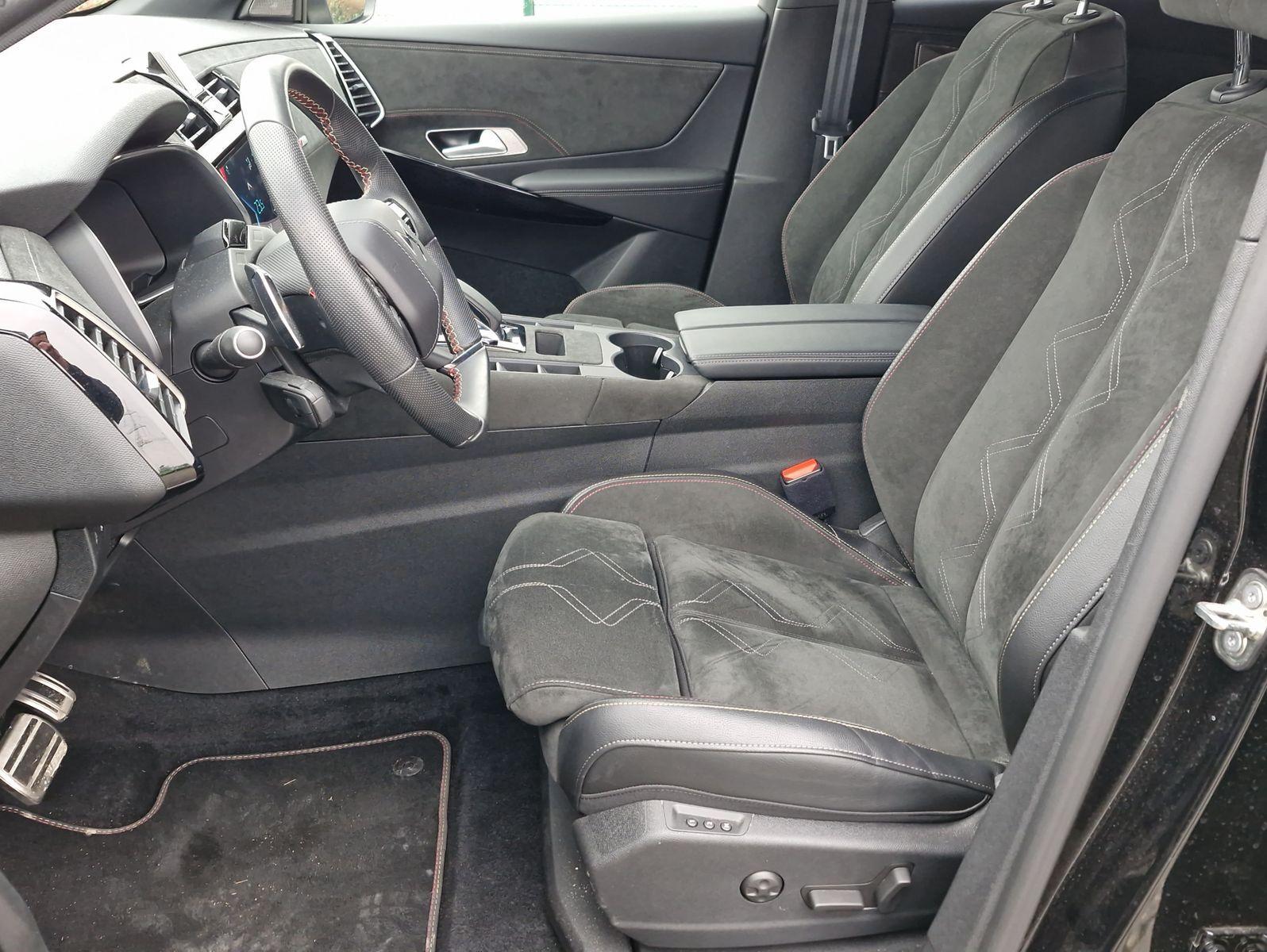 DS Automobiles DS7 Crossback PHEV 300 4x4 Performance Line+ AT