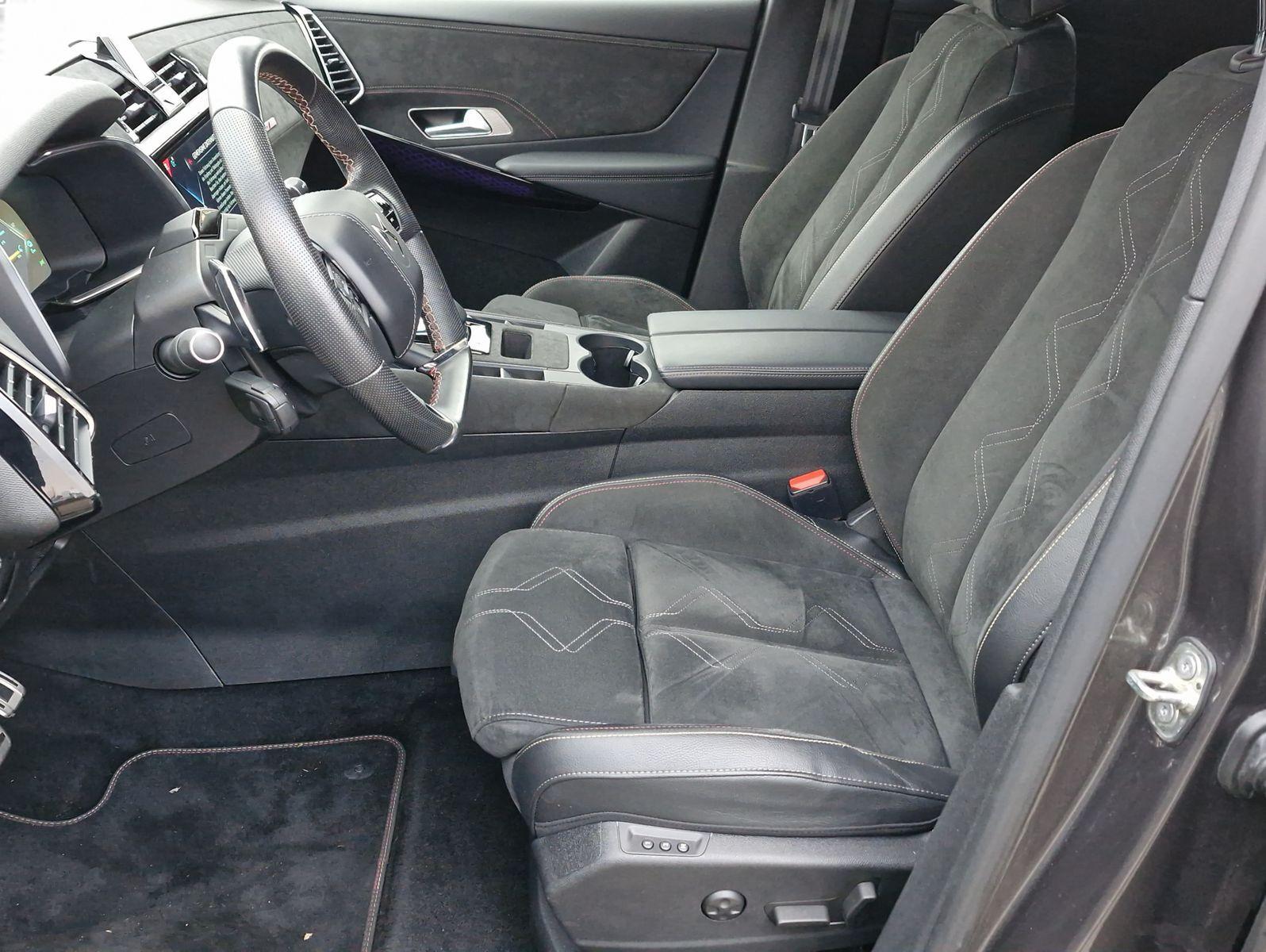 DS Automobiles DS7 Crossback PHEV 225 e-AT Performance Line LED