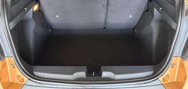 Fiat Grande Panda LA PRIMA HYBRID 1.2  5.200,00 g...