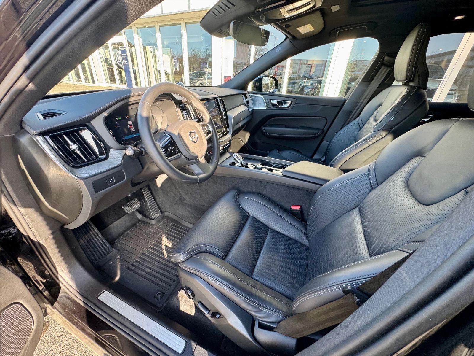 Volvo XC60 XC60 B5 AWD Ultra Black Edition