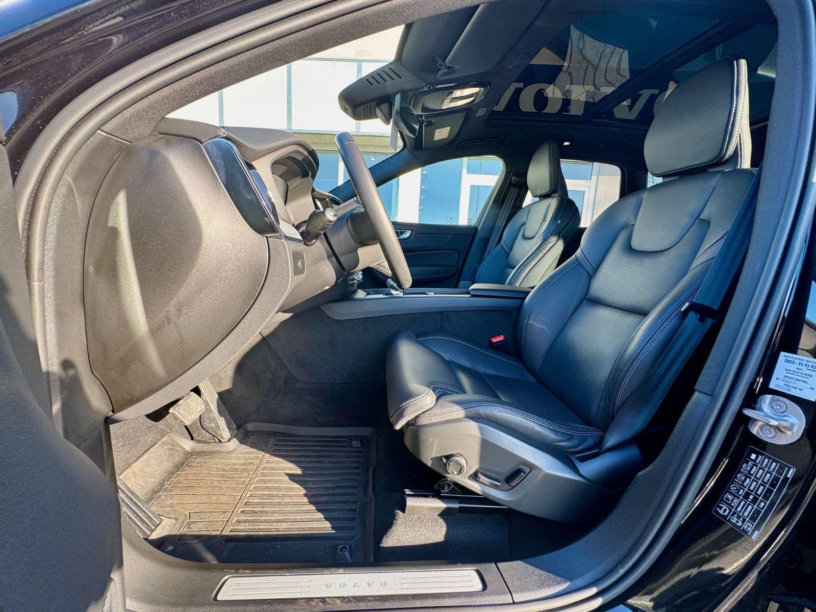 Volvo XC60 XC60 B5 AWD Ultra Black Edition