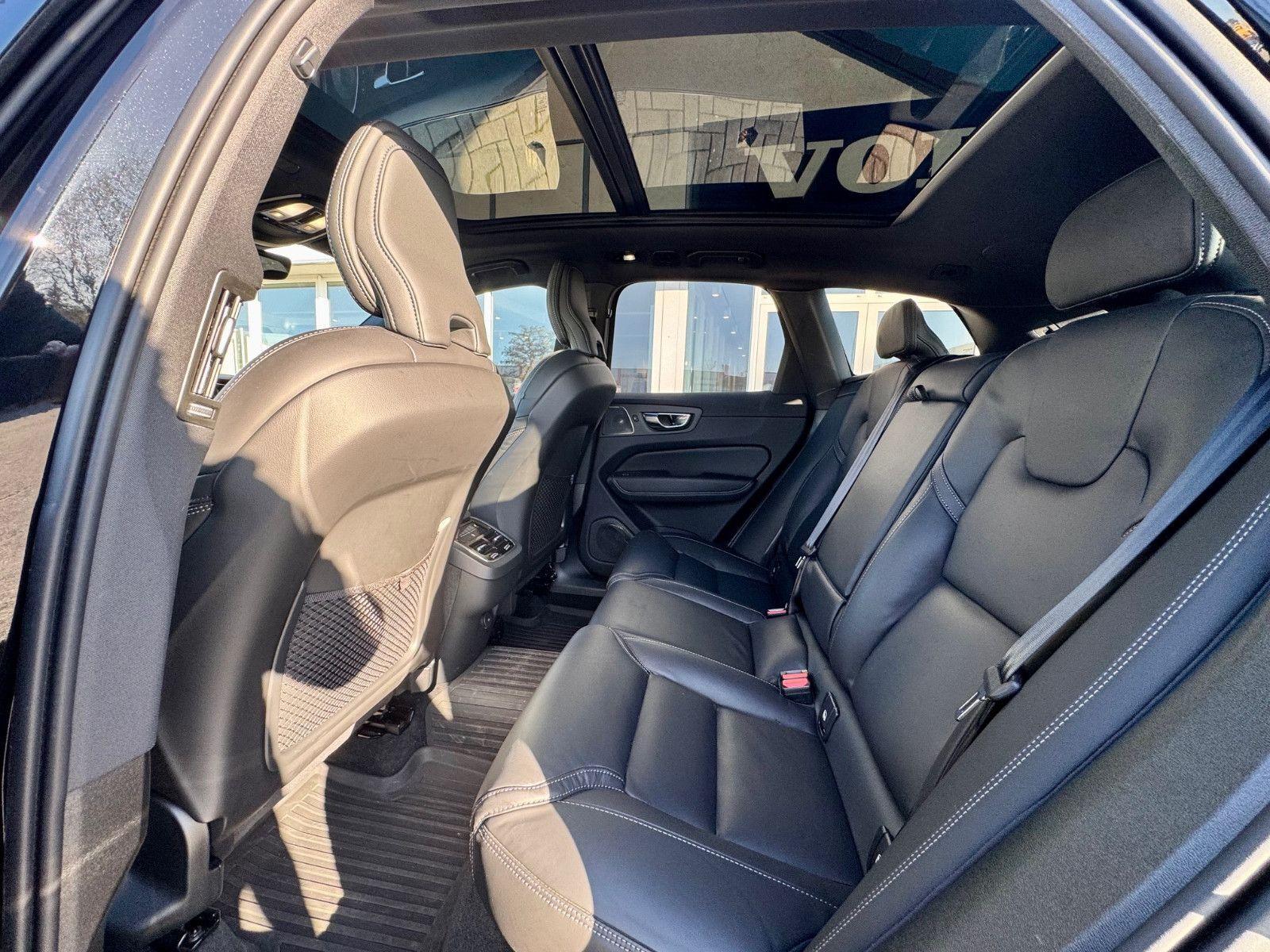 Volvo XC60 XC60 B5 AWD Ultra Black Edition