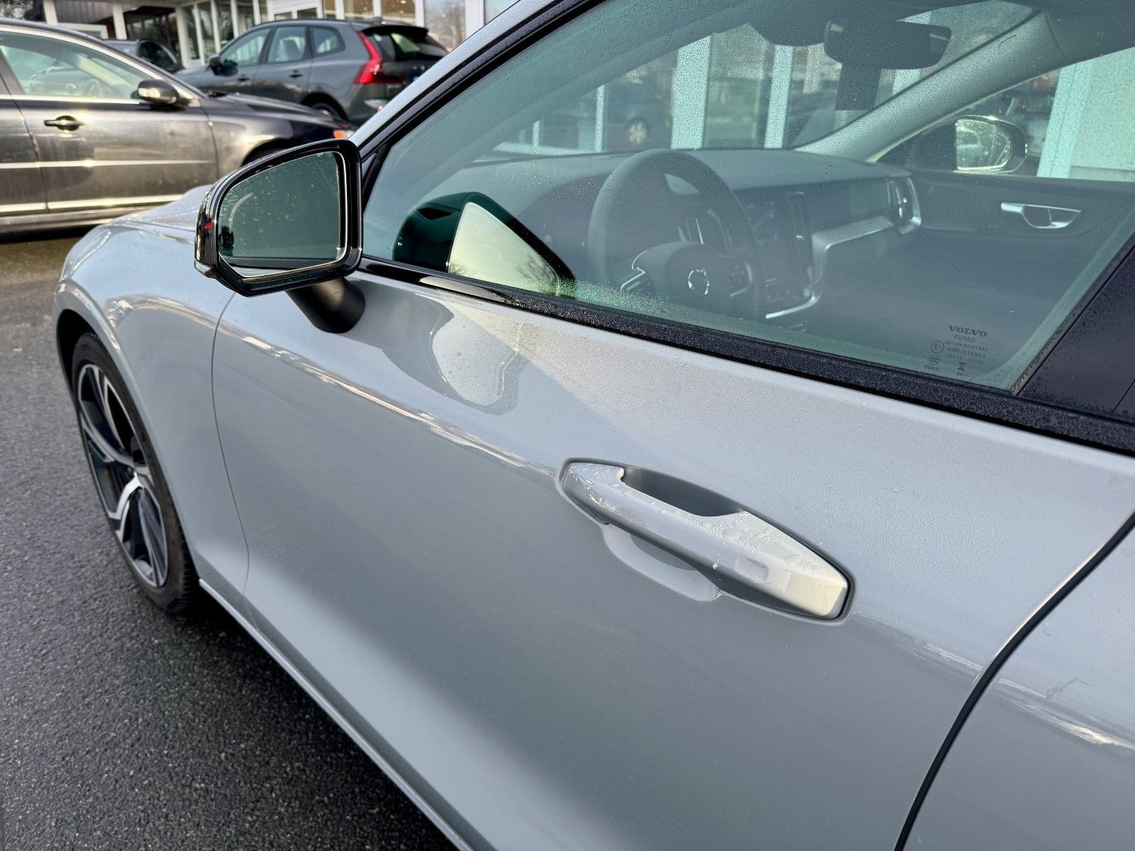 Volvo V60 B4 Kombi Plus Dark