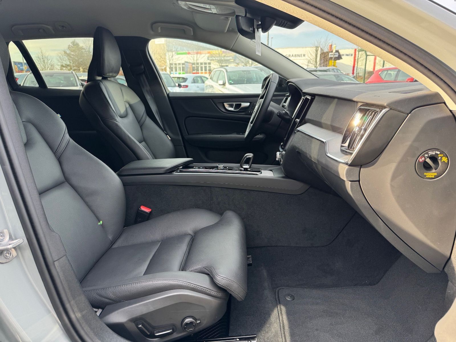 Volvo V60 B4 Kombi Plus Dark