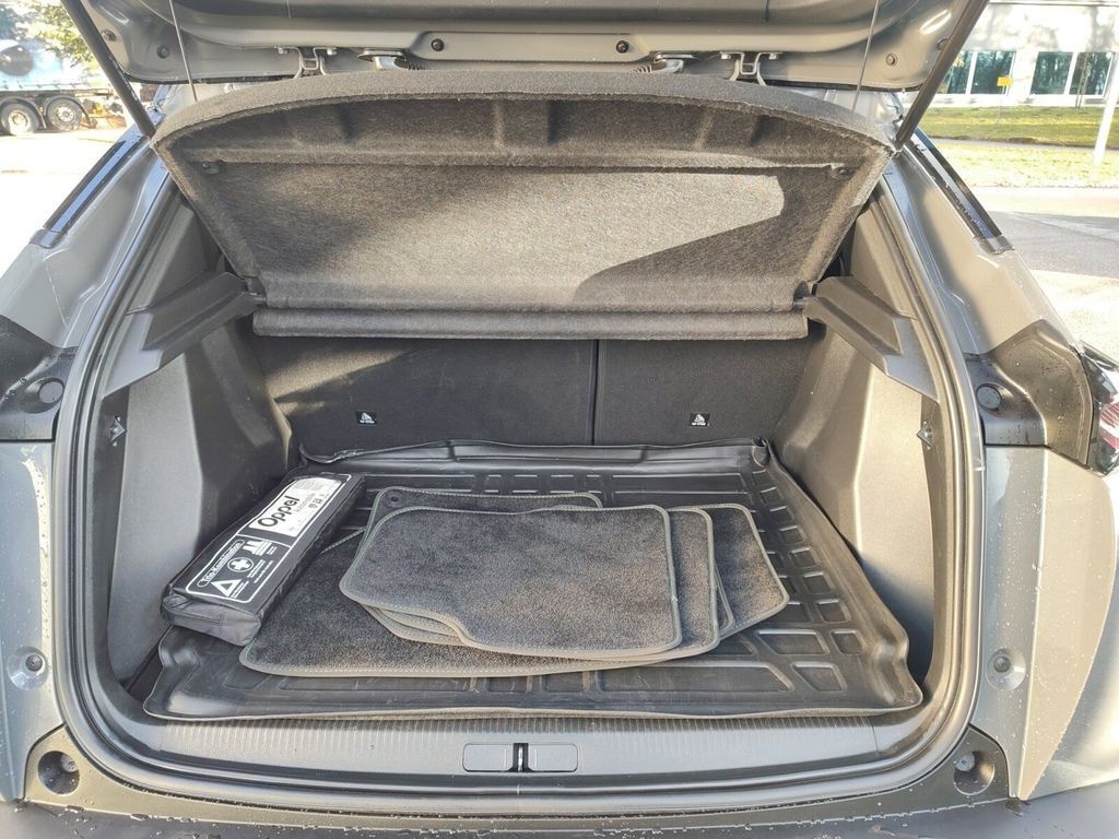 Peugeot 2008 GT SITZHEIZUNG+NAVIGATION+ALCANTARA-PAKETBC