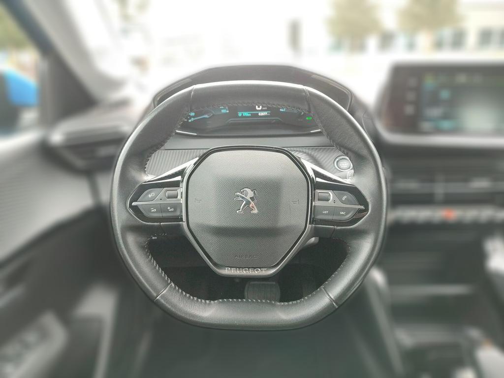 Peugeot 208 e- Active --SITZHEIZUNG+180° RÜCKFAHRKAMERA--