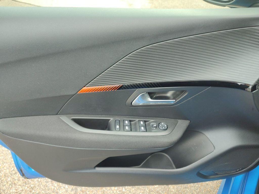 Peugeot 208 e- Active --SITZHEIZUNG+180° RÜCKFAHRKAMERA--