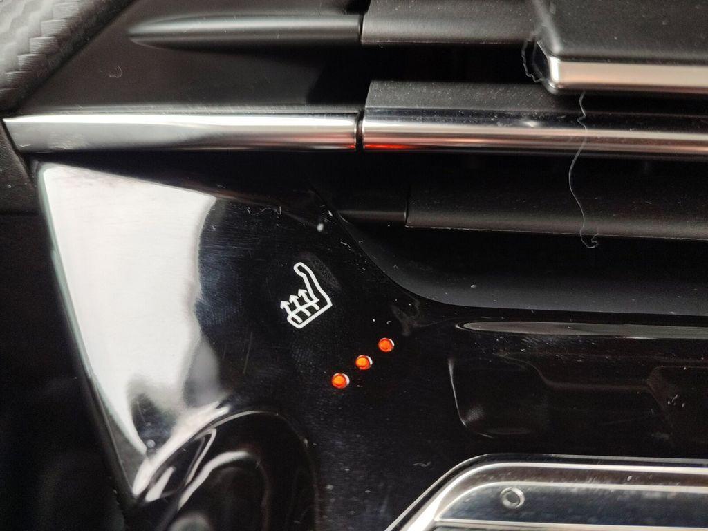 Peugeot 208 e- Active --SITZHEIZUNG+180° RÜCKFAHRKAMERA--