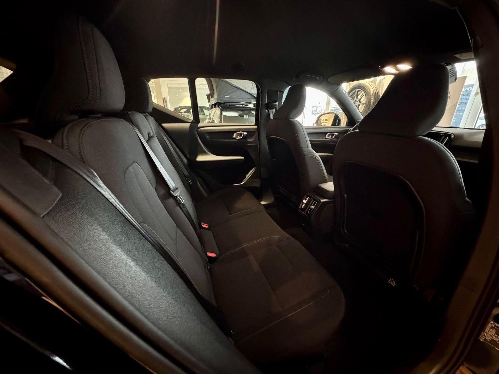 Volvo XC40 XC40 Recharge Pure Electric Single engine